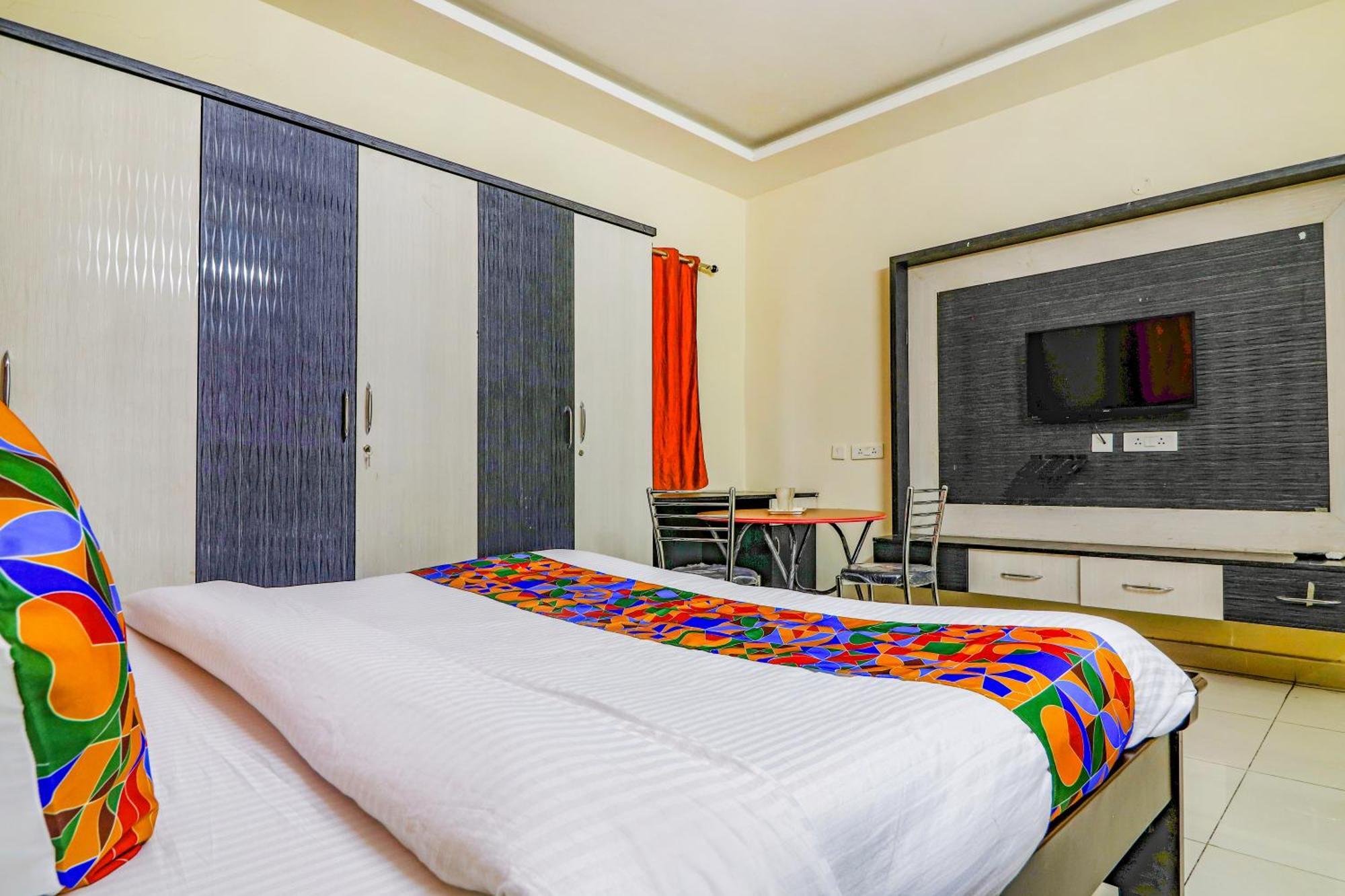 Fabhotel Direct Checkin - Nr Hitech City Kondapur  Exterior photo